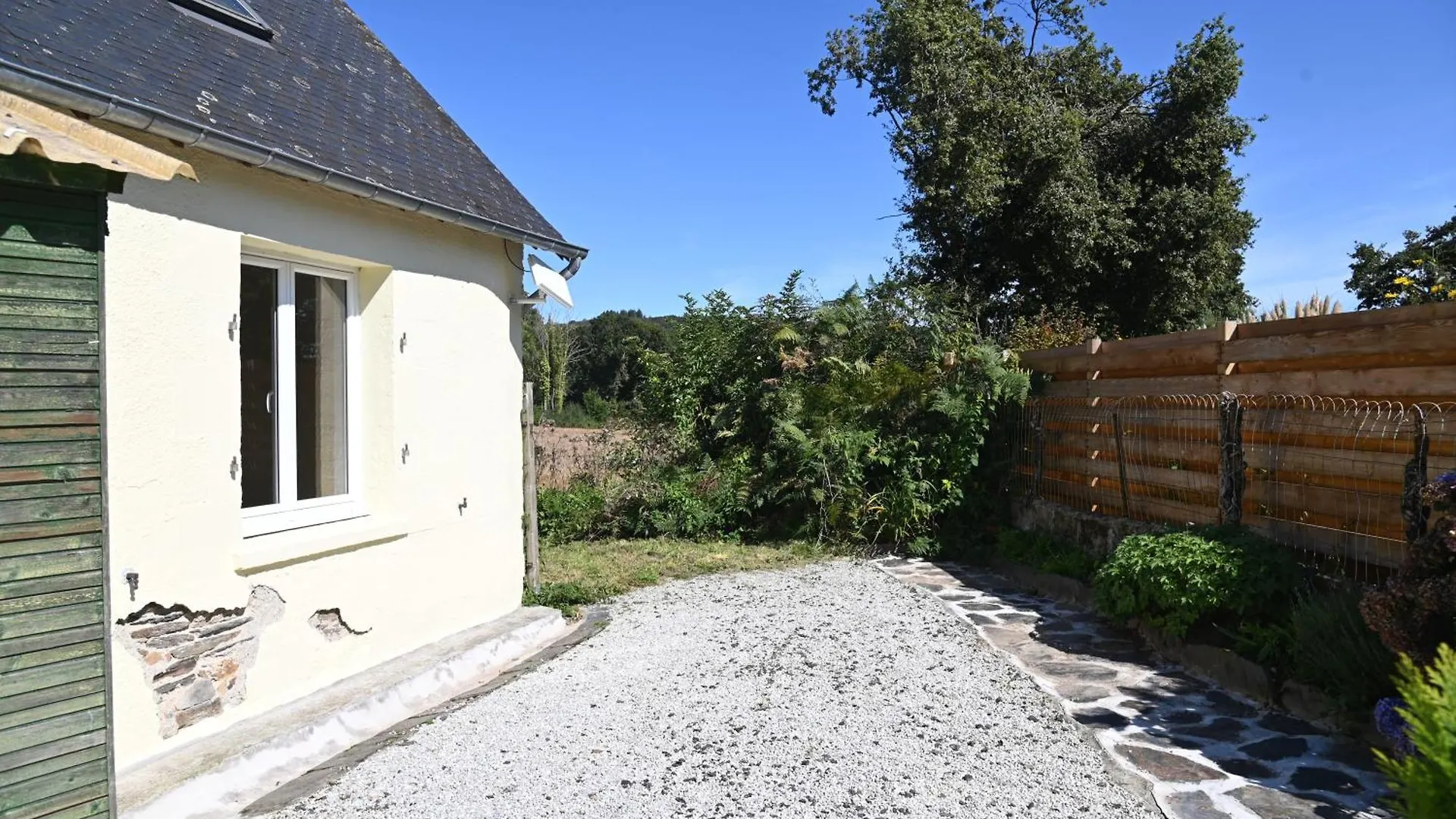 Keriven Cottage Caurel